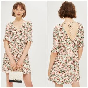 NWT Topshop Floral Crinkle Mini Dress Size 10